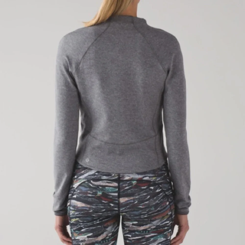 Lululemon Hill And Valley Mock Neck‎